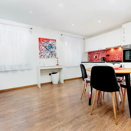 Aurora Sea View Apartment Rovinj